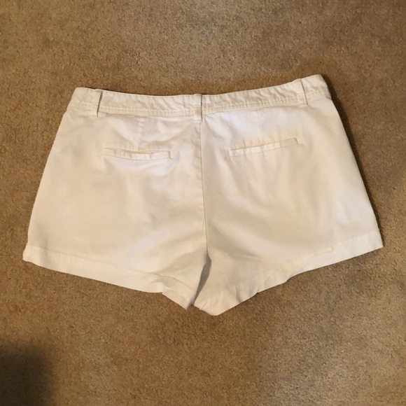 GAP 3” city short - Picture 2 of 2